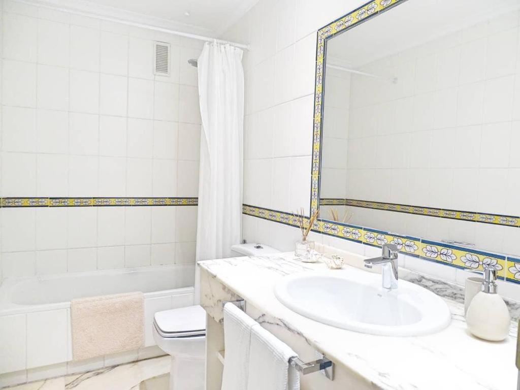 Beyourself By Sevillaluxurysuites Luaran gambar